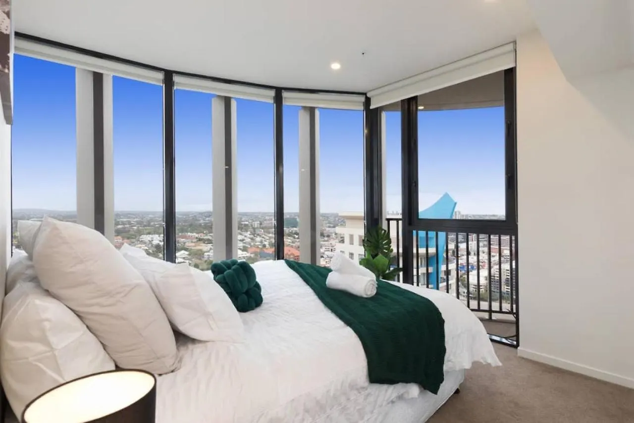 Spire Residence On Queen Cbd Brisbane Australia